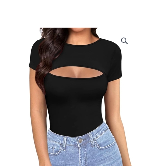 MANGOPOP Women's Black Front Cutout Short Sleeve Bodysuit - Picture 1 of 10